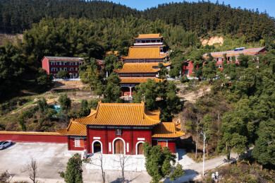 航拍湖南岳阳汨罗神鼎山风光