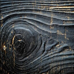 焦黑的木头纹理