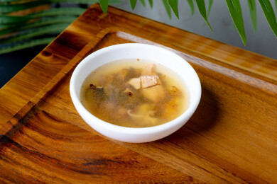 小份老母鸡汤