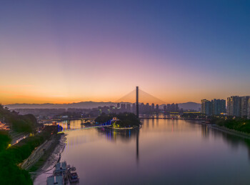 夕阳下的福州中洲岛