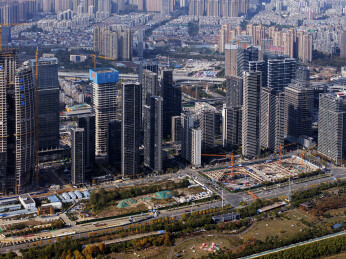 中国湖北武汉中信滨江金融航拍城市建筑风光
