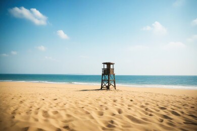 海滩上的瞭望塔主题