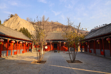 河南省郑州市巩义市，巩县石窟（巩义石窟寺