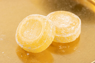 酸柠檬味硬质糖果