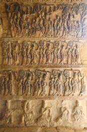 河南省郑州市巩义市，巩县石窟（巩义石窟寺