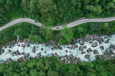 中国西藏墨脱G219扎墨公路雅鲁藏布风光
