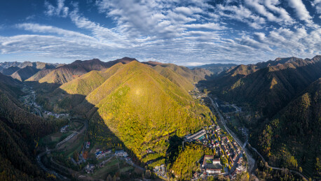 陕西省汉中市秦岭留坝秋景