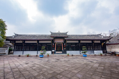 陈家桅杆，指寿安陈家大院。