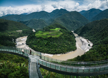 中国西藏林芝墨脱县果果塘大转弯航拍风光