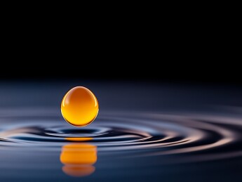 橙色液滴入水瞬间