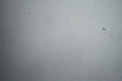 灰色背景上的微小碎片主题