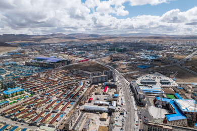 中国西藏那曲市色尼区城市建筑航拍风光