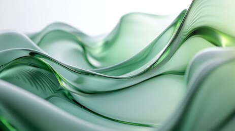 清澈水波荡漾呈现流动之美