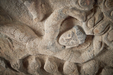 山西大同云冈石窟景点的佛像