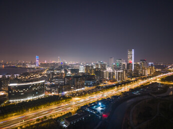 上海黄浦江夜景城市天际线