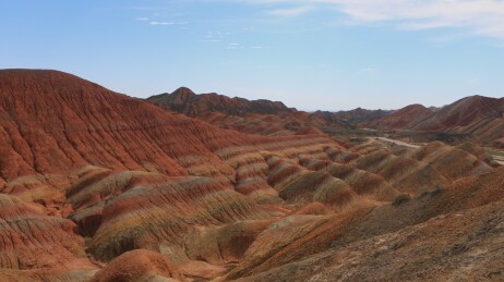 张掖七彩丹霞丝绸天路的壮丽画卷