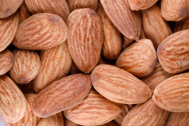 坚果，扁桃仁（巴旦木、美国大杏仁）