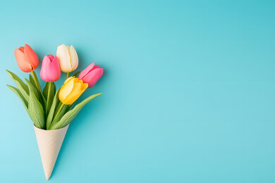 母亲节的郁金香花束概念插图