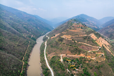 中国云南保山龙陵县G219中缅怒江峡谷