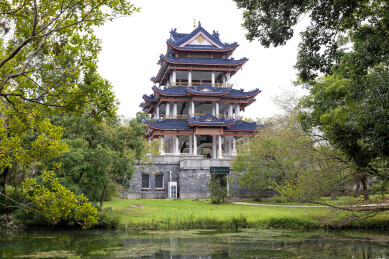 江苏省无锡市鼋头渚景区樱花谷赏樱楼