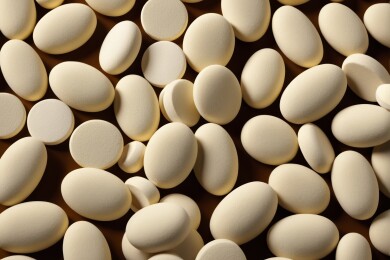 白色药片特写
营养保健品集合