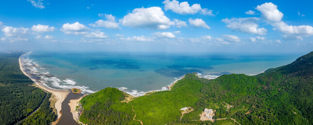 中国海南省文昌市龙楼区铜鼓岭月亮湾