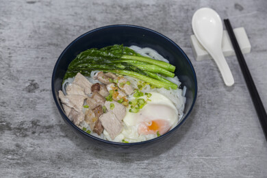 鸡蛋牛腩面