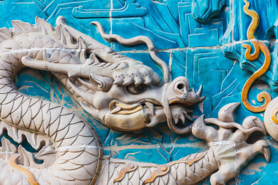 琉璃龙壁的东方神韵：北海公园九龙壁