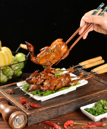 烧烤香辣烤鹌鹑