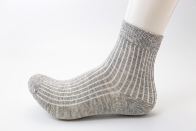 舒适灰袜的细节之美