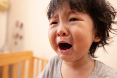 哭闹委屈的宝宝