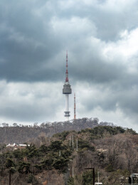 远眺首尔南山首尔塔和城市天际线