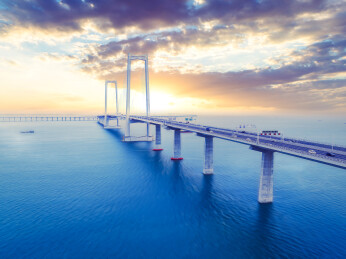 白天航拍广东深中通道/深中大桥风景