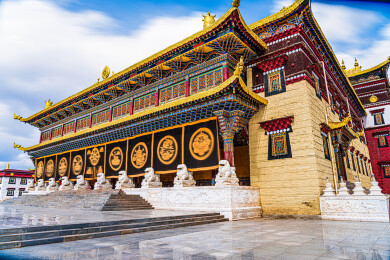 四川省甘孜藏族自治州塔公草原木雅大寺