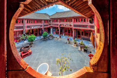 中国云南大理喜洲古镇严家大院博物馆