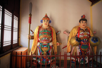 游客参观忠烈祠  在缅怀中汲取奋进力量