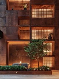 红泥墙方格窗设计