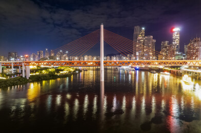 航拍重庆嘉陵江千厮门大桥夜景