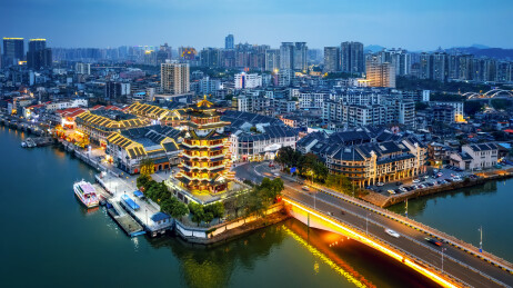 航拍惠州老城合江楼城市夜景