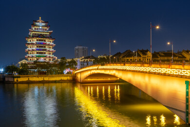 航拍惠州老城合江楼城市夜景