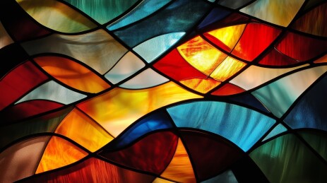 光影交织的彩色玻璃艺术