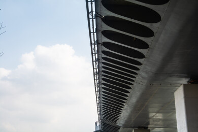 沈阳地标建筑东塔桥