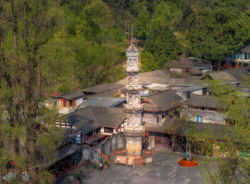 中国四川成都崇州街子古镇航拍图