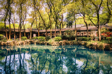 春季白天浙江宁波天一阁博物馆园林风景
