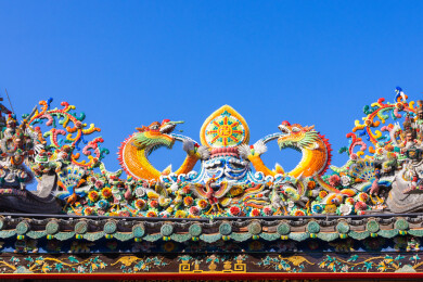 广东汕头小公园庙宇嵌瓷艺术
