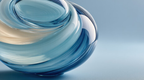 蓝色与米色交织的玻璃艺术品