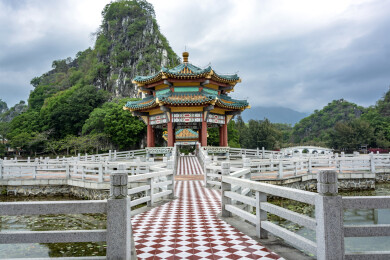 肇庆七星岩五龙亭