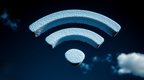 夜空云朵间立体WiFi标识