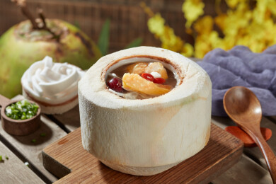 花旗参鸡椰子炖