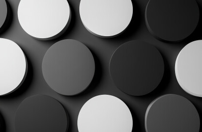 黑色背景下的金属特写镜头